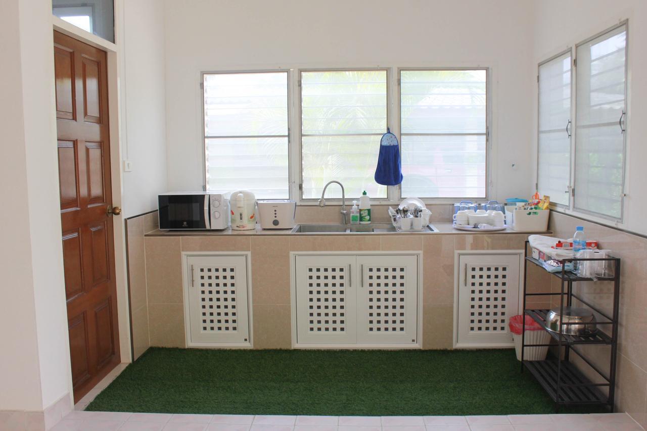 Home@Hostel Kanchanaburi Bagian luar foto