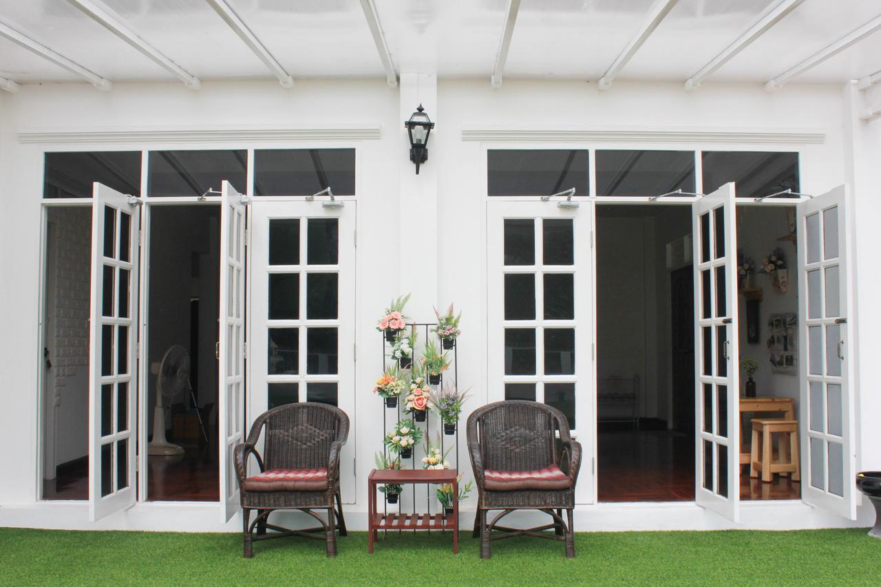Home@Hostel Kanchanaburi Bagian luar foto
