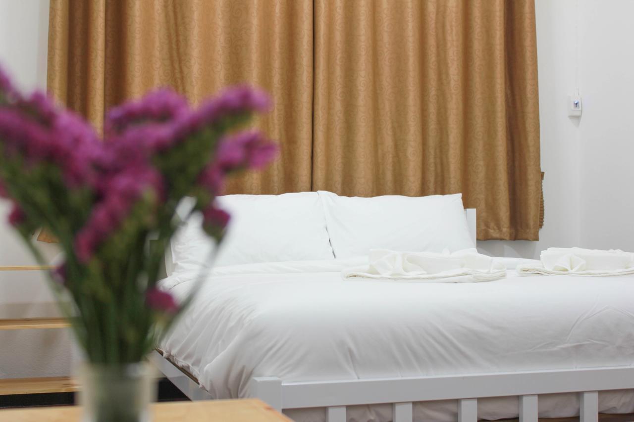 Home@Hostel Kanchanaburi Bagian luar foto